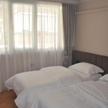 Bliri Myslym Shyri Apartment Tiranë Ngoại thất bức ảnh