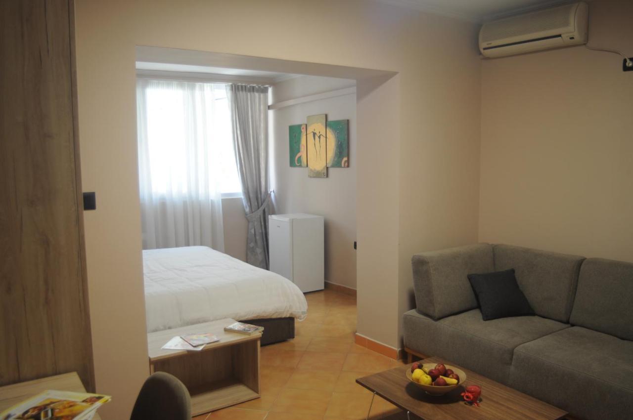 Bliri Myslym Shyri Apartment Tiranë Ngoại thất bức ảnh
