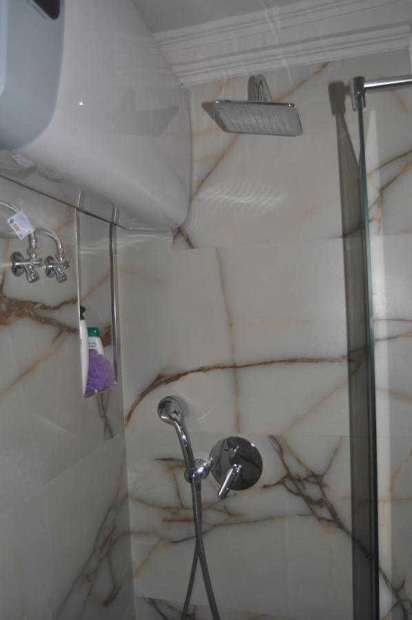 Bliri Myslym Shyri Apartment Tiranë Ngoại thất bức ảnh