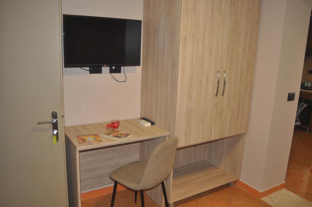 Bliri Myslym Shyri Apartment Tiranë Ngoại thất bức ảnh