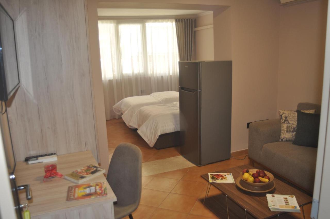 Bliri Myslym Shyri Apartment Tiranë Ngoại thất bức ảnh